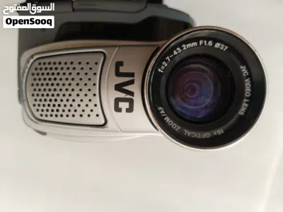 كمره فيديو jvc8تب نظافة شاحن بطارية مع 3اشرطه 8باناسويك جددا بطاريه حجم كبير بتصور اكثرمنساعاتزوم قو 4