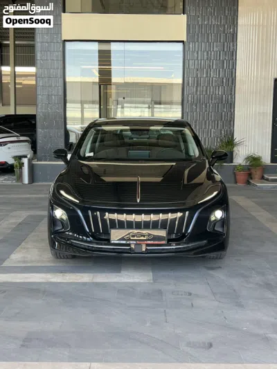 Hongqi E-QM5 E-QM5 BEV 2