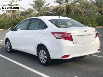 Toyota Yaris Basic 3