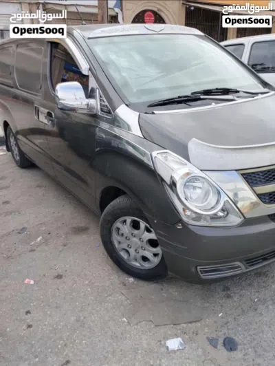 Hyundai H1 Standard 2