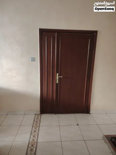 شقة أرضية للايجار السنوي تصلح عيادة طبية او مستودع مواد طبيةبجانب كوزمو و وزارة العمل 4