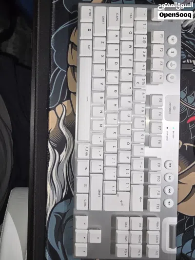 للبيع كيبورد وماوس احترافي من logitech 3