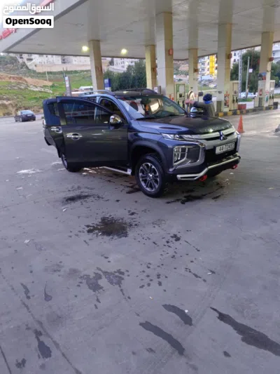 ميتسوبيشي L200 Double Cab GLX 2