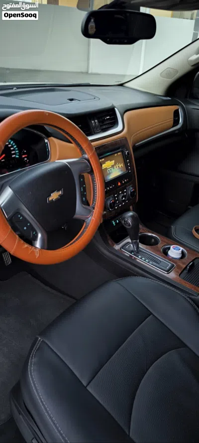 Chevrolet Traverse LT 2