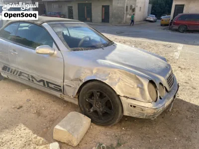 مرسيدس بنز الفئة-CLK CLK 320 4