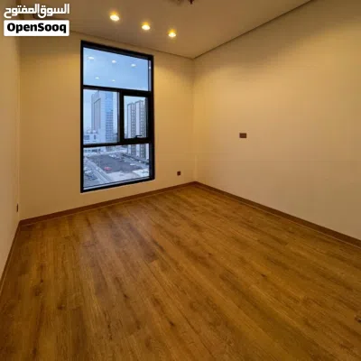 شقة مع بلكونة للإيجار في صباح السالم 4
