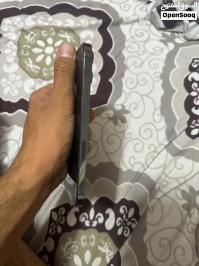 ايفون 13 برو ماكس ذاكره 256 بطاريه 87 لون اسود 700 وبي مجال لطيبين مستعجل عله بيعته 3