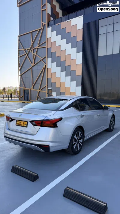 Nissan Altima SV 3