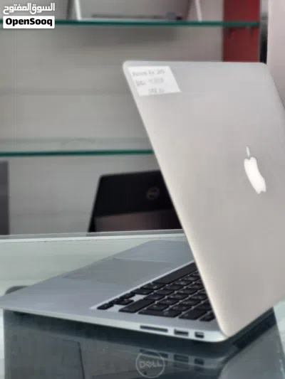 Apple macbook Air A1466 8gbRam with 128gb Apple Ssd macos with original charger and bag deliveryoman 4