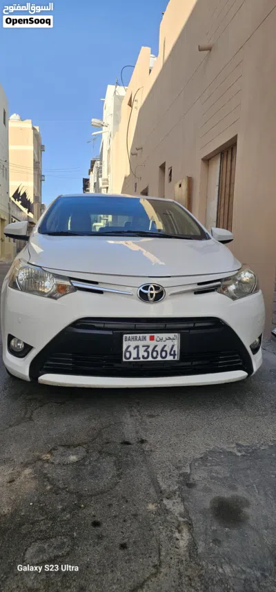 Toyota Yaris E 3