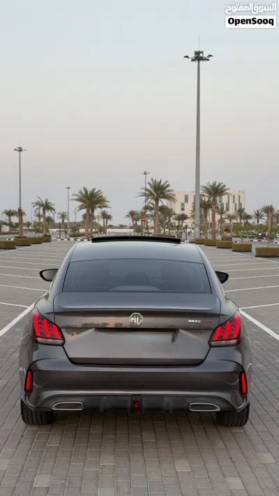 MG MG GT 4