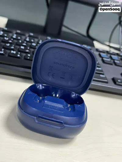 للبيع علبة شحن (Case) سماعة Anker Soundcore P40i اللاسلكية الأصلية باللون الأزرق النيلي 2