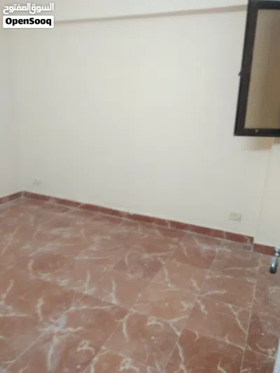 شقه ايجار جديد قرب الكليه التربيه الرياضيه فيصل 3