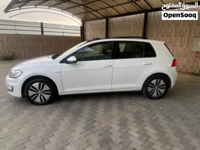 Volkswagen Golf E-Golf 4