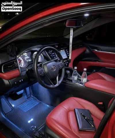 Toyota Camry SE 4