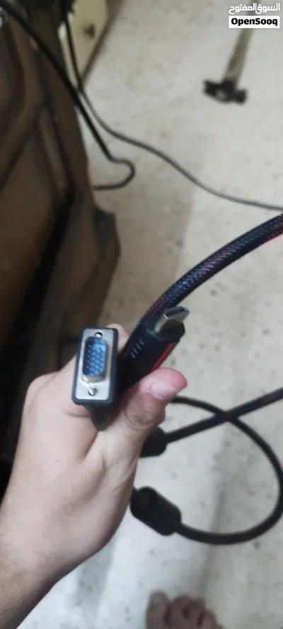 وصلت تحويل من VGA الىHmdi ووصلت شاشه لون ازرق الاتنين 4 الأزرق دينار الموقع اربد بيت راس 3
