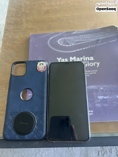 I phone 11 pro max 256gb 2