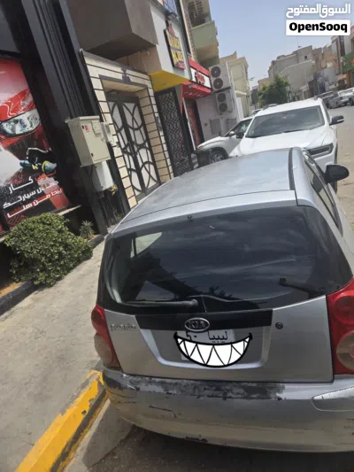 Kia Picanto EX 2