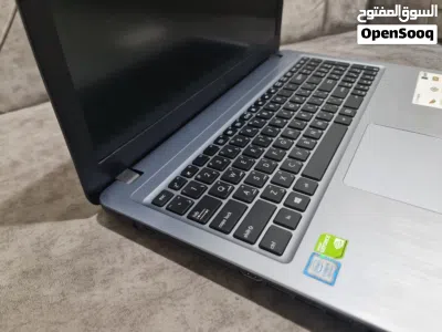 ASUS VivoBook 15 X540U 3