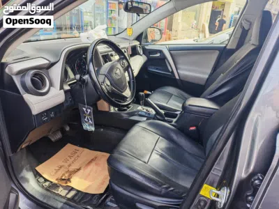 Toyota RAV 4 XLE 4