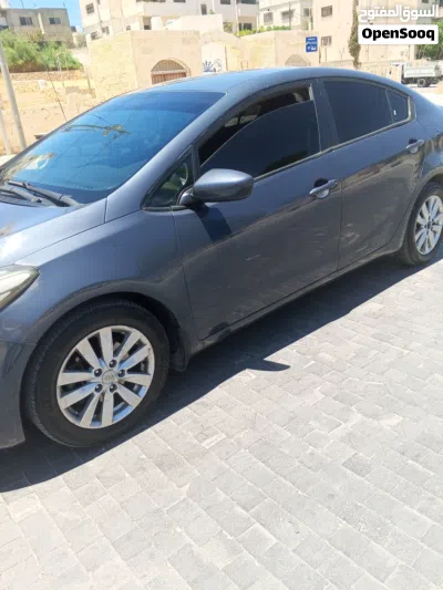 Kia Cerato Standard 4