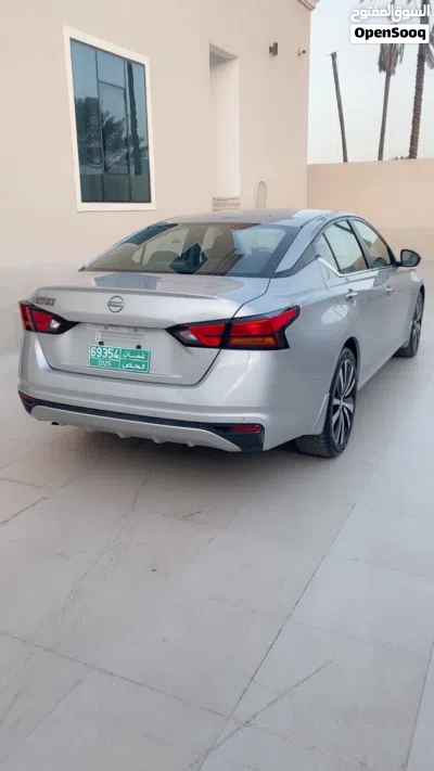 نيسان التيما S 3