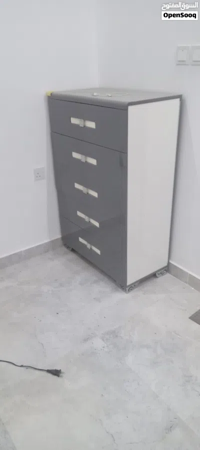 bedroom set like new 2