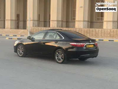 Toyota Camry SE 3