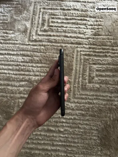 Iphone 11 مش مفتوح  بطاريه 75 مساحه: 64  مفهوش اي عيوب نهائي مكاني: اكتوبر  السعر نهائي: 11800 3