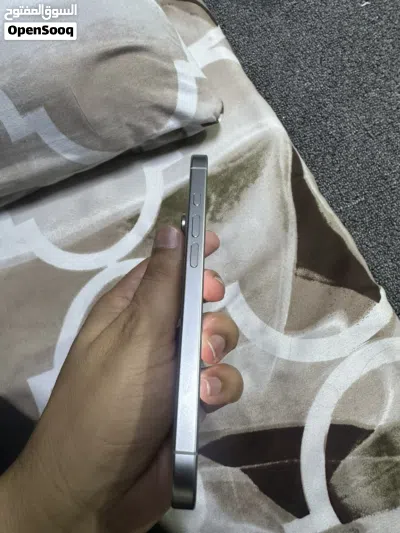 iPhone 16 pro 256gb With dots with 2 geniune msgs All orignal 3