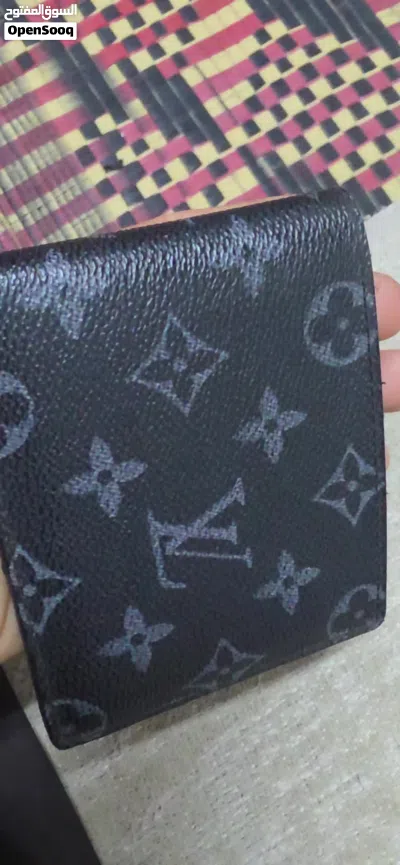 محفظة لويس فويتون (Louis Vuitton) الأصلية 4