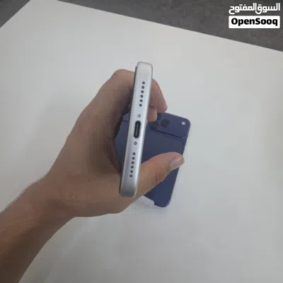 ايفون 17 pro max مشفر جديدد 256g 4