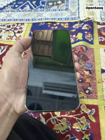 السلام عليكم ايفون 13 برو ماكس ما مفتوح بطاريه 96 3