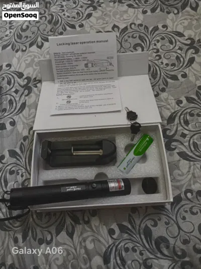 خمس اجهزه green lazer pointer بل كرتونه مع شاحن ومفتاحين وعدسه اشكال نادر الوجود او البيع المباشر 4