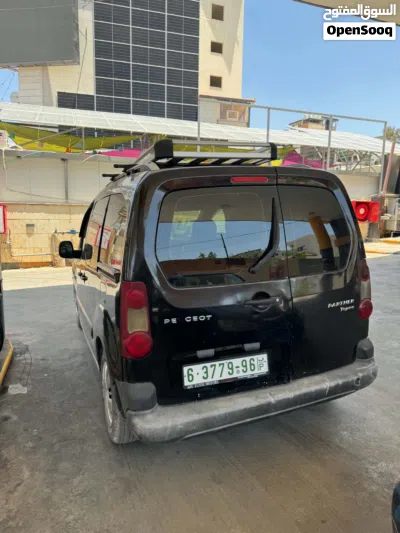 بيجو بارتنر Standard 3