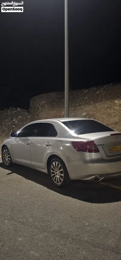 Suzuki Kizashi Sport 3