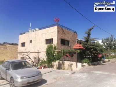 عمارة مكونة من 4 شقق 4
