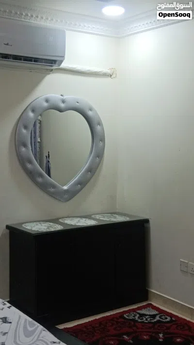 للبيع غرفه نوم كامله 2