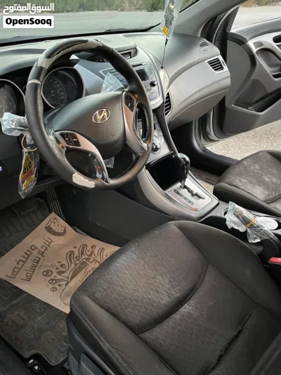Hyundai Avante Standard 4