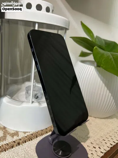 iPhone 12 pro max جهاز نظيف استعمال بنت 2