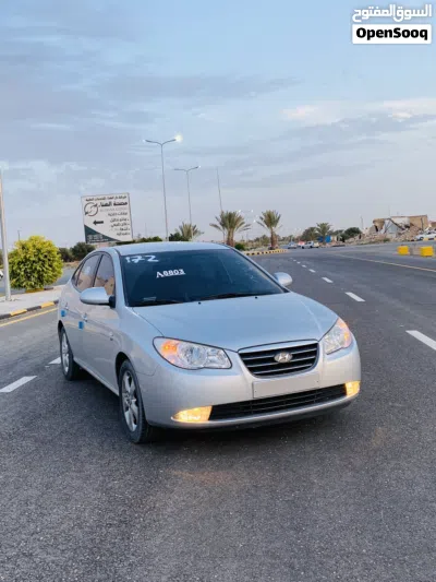 Hyundai Avante SE 2