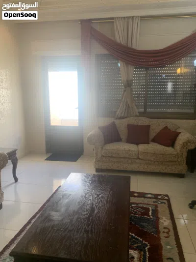 اثاث غرفه ضيوف مع 3 طربيزات بلوط و وطاوله وسط بلوط مع 3 طربيزات سيرفس 3