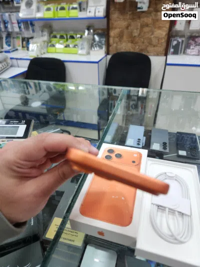 iPhone 17 pro max 256GB بحالة ممتازه بسعر مناسب 2