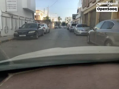 شقة خدمية ارضية للايجار في بن عاشور 2