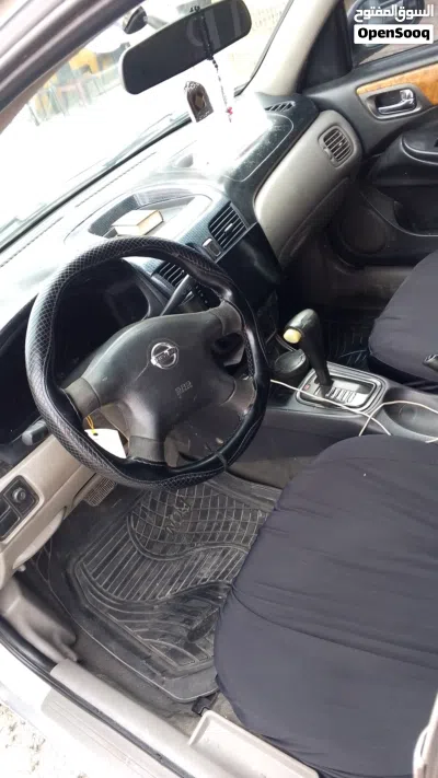 Nissan Sunny 3