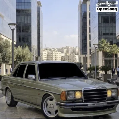 Mercedes Benz E-Class E 200 2