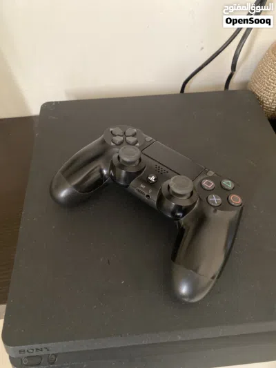 Perfect ps4 - good condition no damages - in maabela 2
