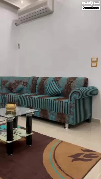 طقم كورنر بحالة ممتازة 4
