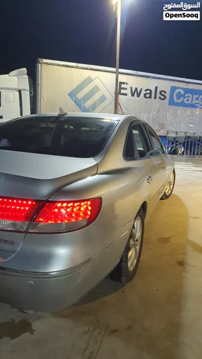 Hyundai Azera Standard 3