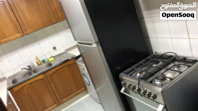 سرير للمشاركه في مجلس نظيفه جدااا مطبخ و حمام خاص صاله كبيره 3